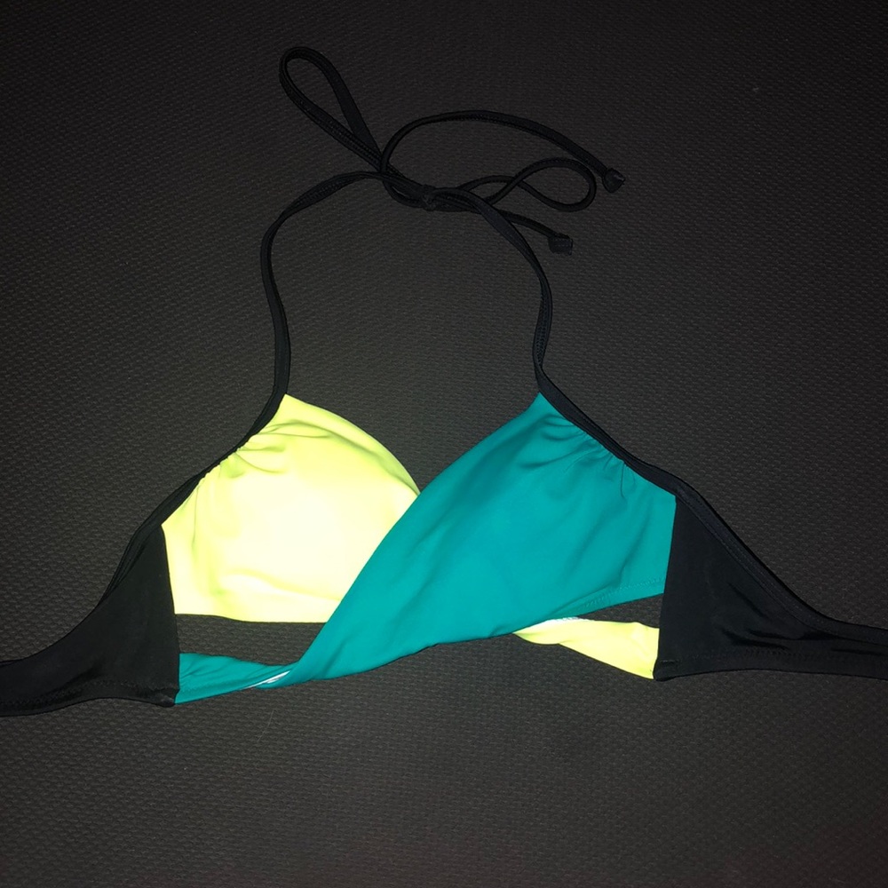 victoria secret pink bathing suit top
